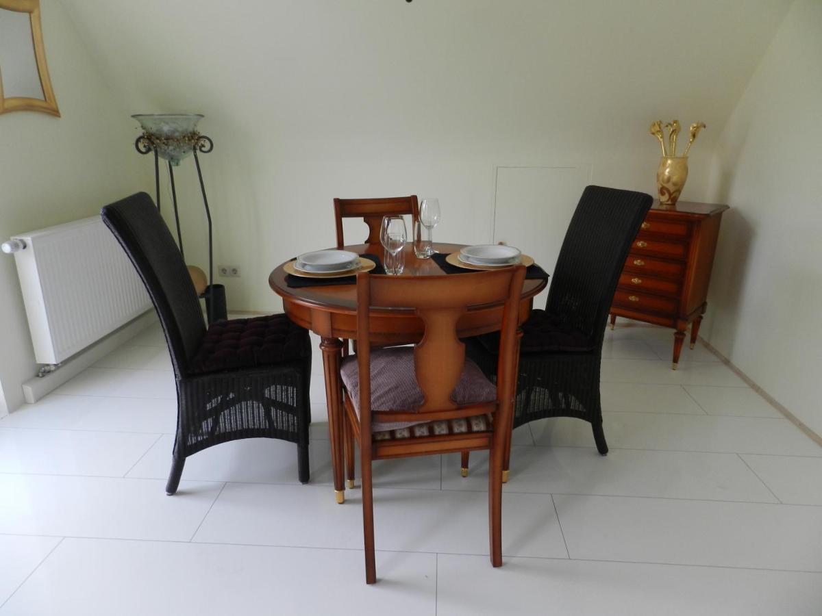 Ferienwohnung Burgenblilck Weinheim Bagian luar foto