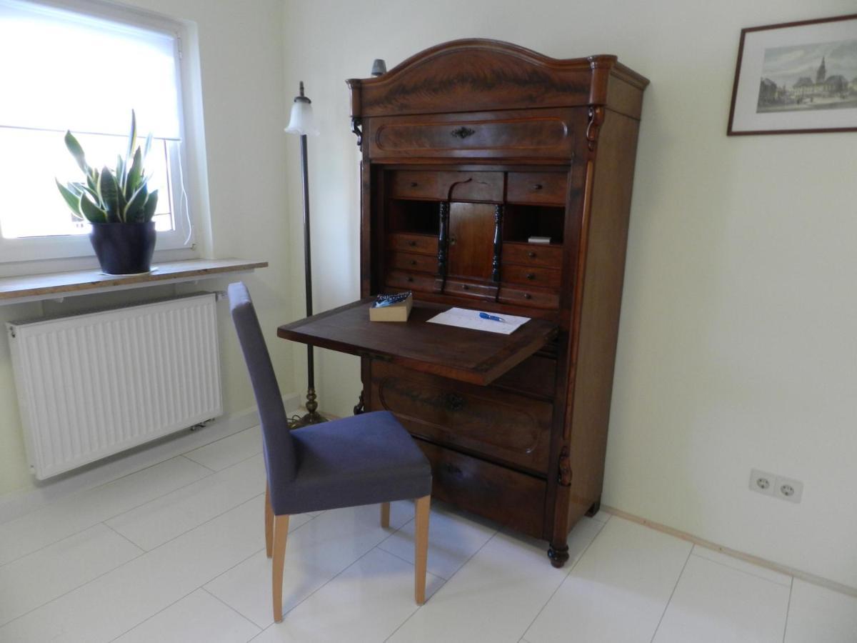 Ferienwohnung Burgenblilck Weinheim Bagian luar foto