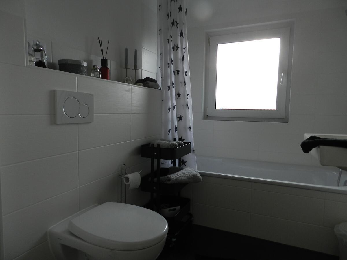 Ferienwohnung Burgenblilck Weinheim Bagian luar foto