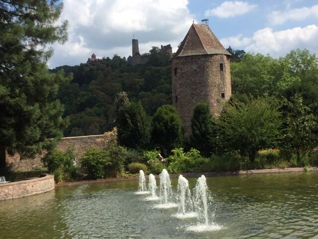 Ferienwohnung Burgenblilck Weinheim Bagian luar foto